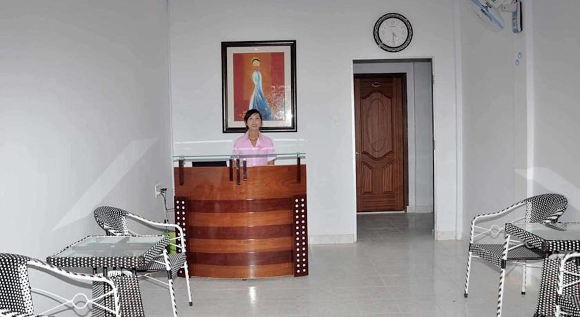 Phi Yen Hotel Chi Khu Co Ong Exterior foto